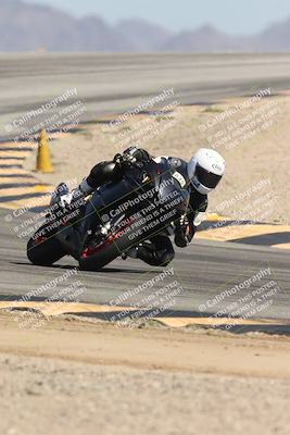 media/Oct-02-2025-Racers Edge (Thu) [[2c91cb6ab3]]/2-A Group/Session 5-Turn 12 (130pm)/